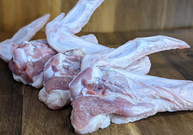 Meaty raw duck wings for raw feeding dogs, puppies and cats.